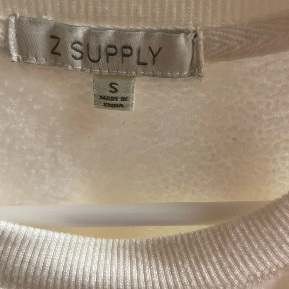 Z Supply Cream Ivory Boxy Cropped Sweatshirt Rayon Blend Crew Neck Small Soft